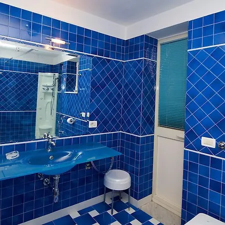 Affittacamere Maison D'art 4*